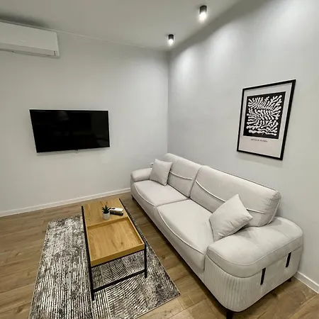 Vanquish Central Apartment Varna Exterior photo